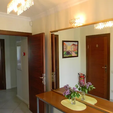 Otel Hotel Rundale